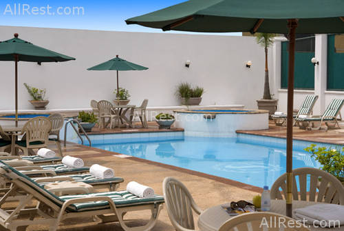 Sheraton Ambassador Hotel 11